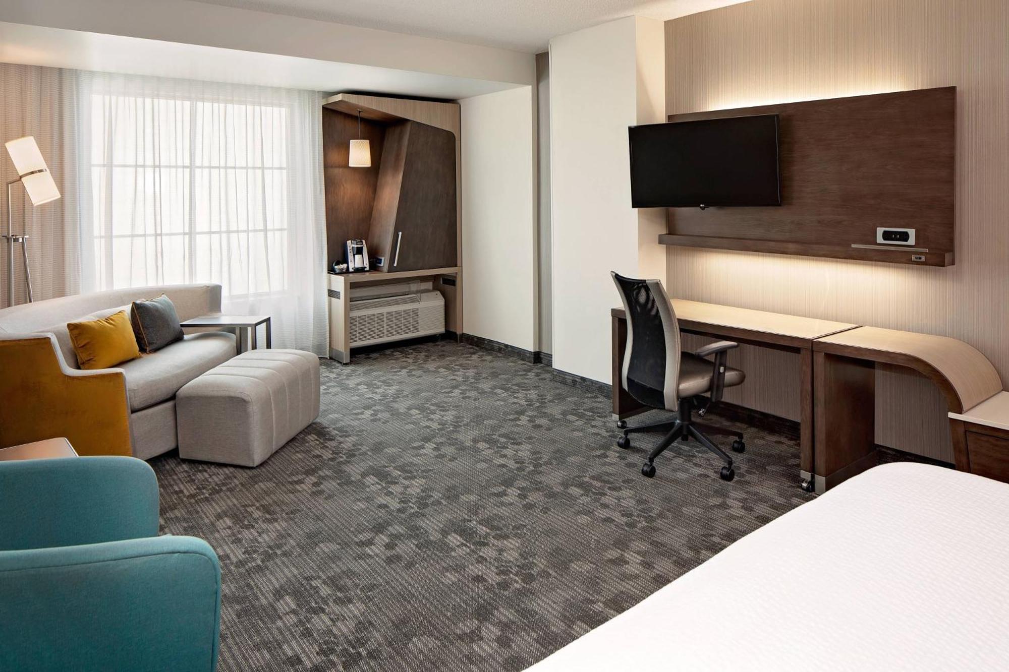 Courtyard By Marriott Dallas Downtown/Reunion District Exteriör bild