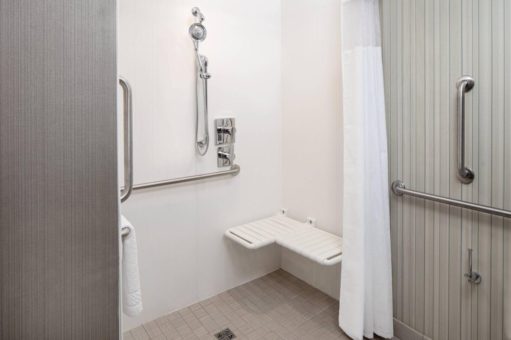 Courtyard By Marriott Dallas Downtown/Reunion District Exteriör bild